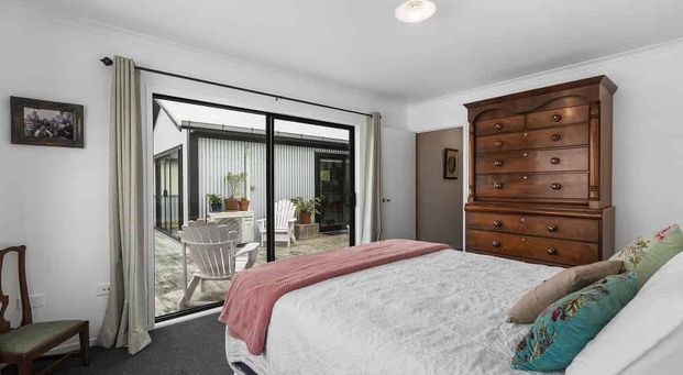 TE AROHA - 3 BEDROOMS - Photo 1