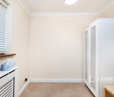 4 bedroom detached house to rent - Photo 4