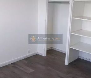 Location Appartement 3 pièces 63 m2 à Saint-Raphaël - Photo 3