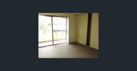 2 Bedroom Townhouse in Secure Block - Photo 3