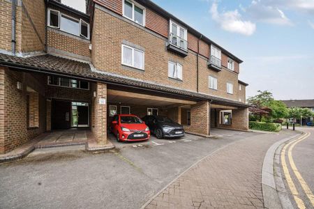 2 bedroom flat to rent - Photo 2