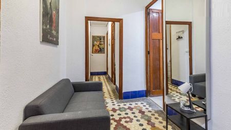 Calle de la Virgen del Puig, Valencia, Valencian Community 46011 - Photo 3