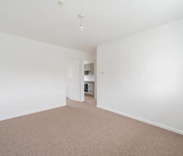 Colliers Wood, Nailsworth, Stroud, Gloucestershire, GL6 - Photo 4