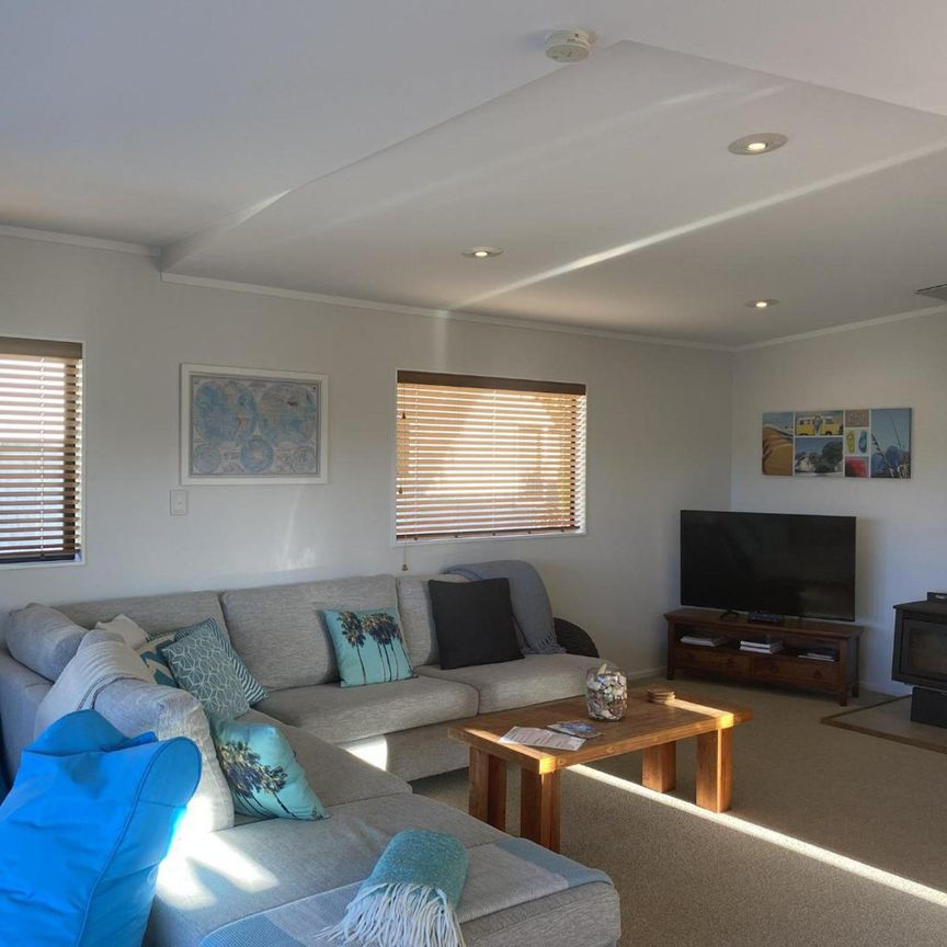 Tutukaka Harbour Views - Fully Furnished - Photo 1