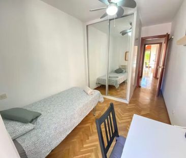 Calle de Simancas, Madrid, Community of Madrid 28029 - Photo 5