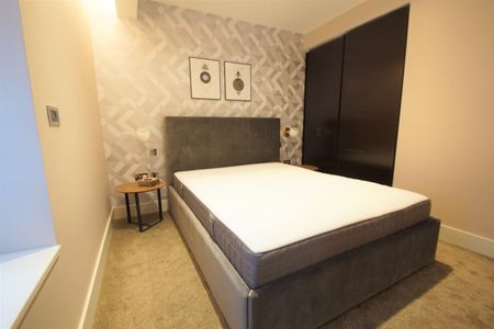 1 Bed Flat, Albert Embankment, SE1 - Photo 2