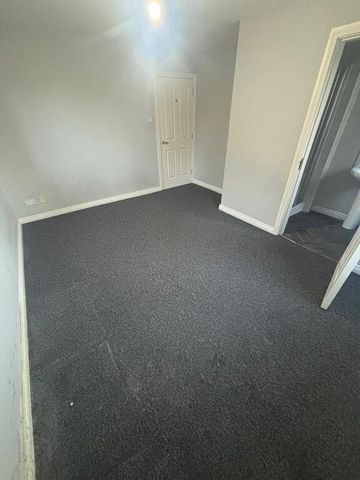 4 Bellevue Court, Coleraine, BT52 1RY - Photo 4