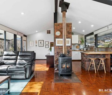 Three Bedroom Home With Beautiful Landscaped Gardens - Photo 6