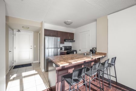 Flex Balcony - Lisgar Apartments - Photo 5