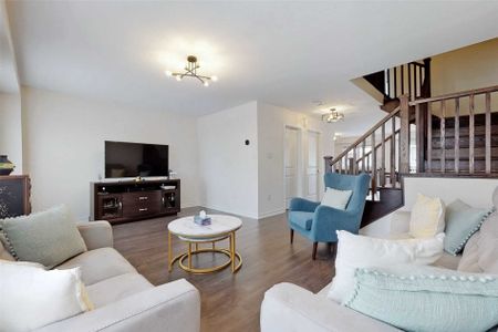 For Lease - 468 Remembrance Road, Brampton, Ontario - Photo 5