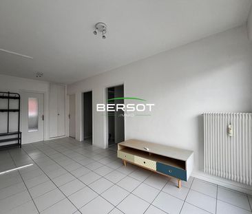 T2 avec balcons et parking proche centre ville - Photo 2