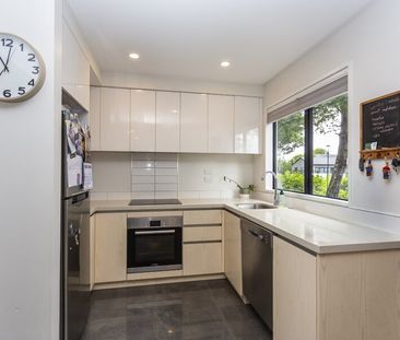 Lovely 3-bedroom townhouse! - Photo 1