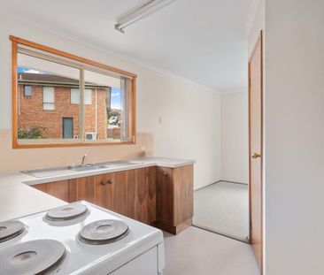 Immaculate two bedroom villa - Photo 5