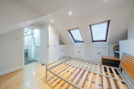 Kingscourt Road, Streatham Hill, London, SW16 - Photo 3