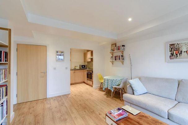 1 bedroom apartment to rent - Photo 1