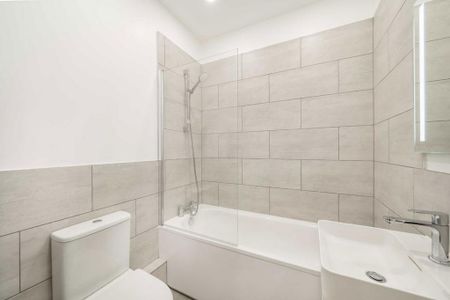 3 bedroom maisonette to rent - Photo 4