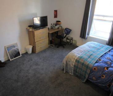 3 Bed - 15 Thornville Mount, Hyde Park, LS6 1JX - - Student - Photo 4