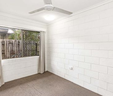 2/65 Punari Street, Currajong - Photo 5