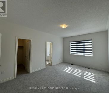 45 GLEDHILL CRESCENT - Photo 2