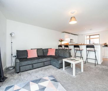 2 bedroom flat to rent - Photo 4