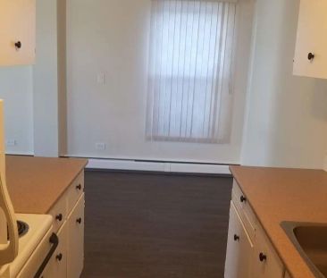 2315 14A Street S.W. — 2315 14a Street SW - Photo 4
