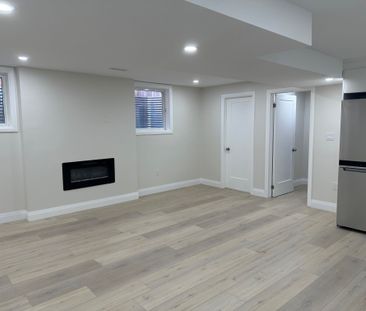 For Lease - 3881 Skyview Street, Mississauga, Ontario - Photo 4