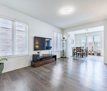 For Lease - 12 Emerald Coast Trail, Brampton, Ontario - Photo 3