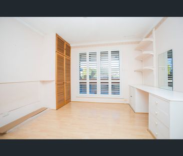 6 Ferndale Crescent, Ferndale, WA 6148 - Photo 2