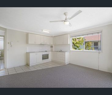 Central Location! - Photo 2