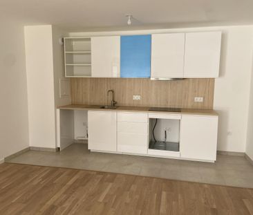 Location Appartement 3 pièces 64m² CORMEILLES EN PARISIS 95240 - Photo 2