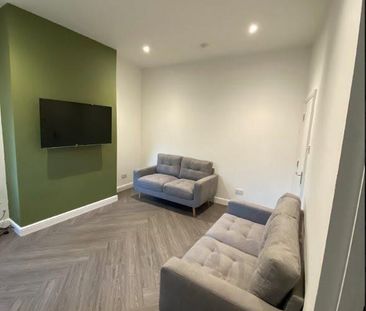 4 bedroom house to rent - Photo 1