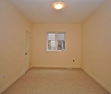 For Lease - 31 Severn Drive Unit# Upper, Guelph, Ontario - Photo 4