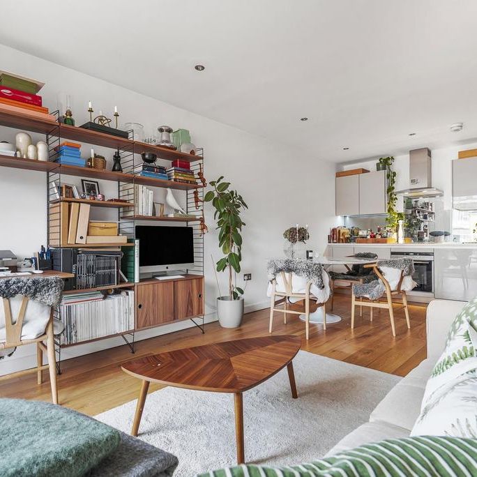 2 bedroom apartment to rent - Photo 1