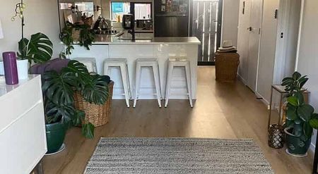 Near new low maintenance townhouse - Photo 4