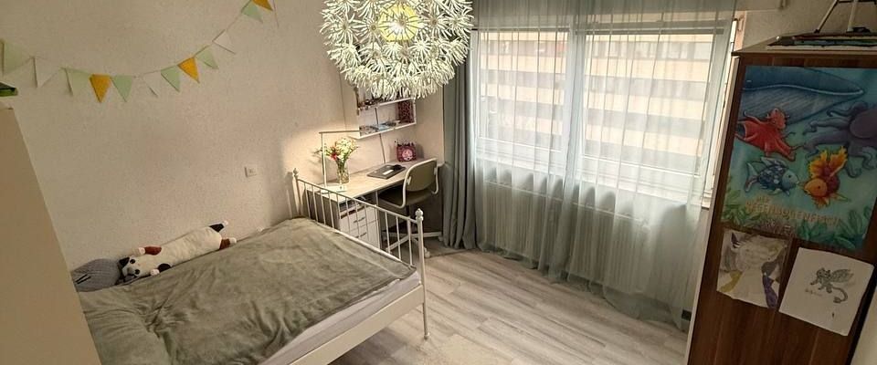 Helle 2,5-Zimmer-Wohnung mit Balkon – WBS notwendig! - Photo 1