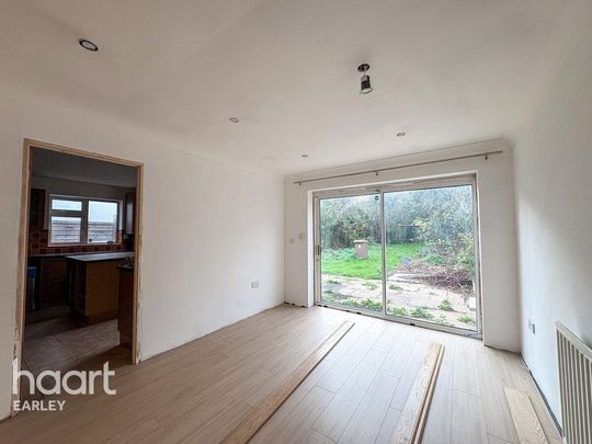 5 bedroom detached house to rent - Photo 1