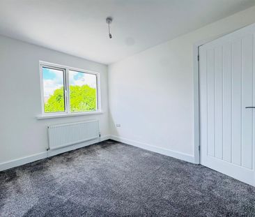 9 Carmeen Drive, Rathcoole, - Photo 1