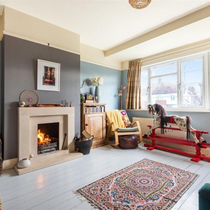 3 bedroom semi-detached house to rent - Photo 1