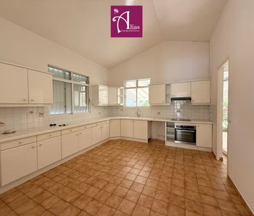 Location Maison 5 pièces 137m² PETIT BOURG 97170 - Photo 3