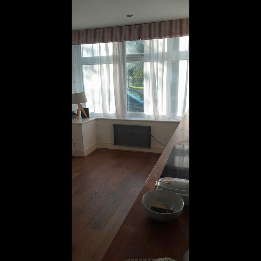 1 Bed Flat, Tyers Street, SE11 - Photo 1