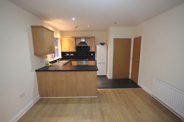 24 Pittsburg Street, Belfast, BT15 3JG - Photo 1