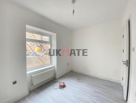 Alpha Road Room A - Photo 4
