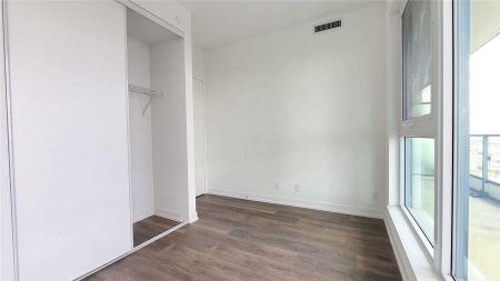 For Lease - 5 Buttermill Avenue Unit# 4302, Vaughan, Ontario - Photo 5