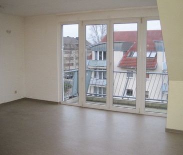 Neue Wohnung, neues Glück! Ansprechende 1,5-Zi.-DG (WBS) - Photo 1