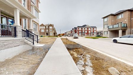 For Lease - 3328 Thunderbird Promenade, Pickering, Ontario - Photo 2