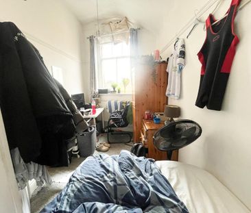 4 bedroom terraced house to rent - Photo 3