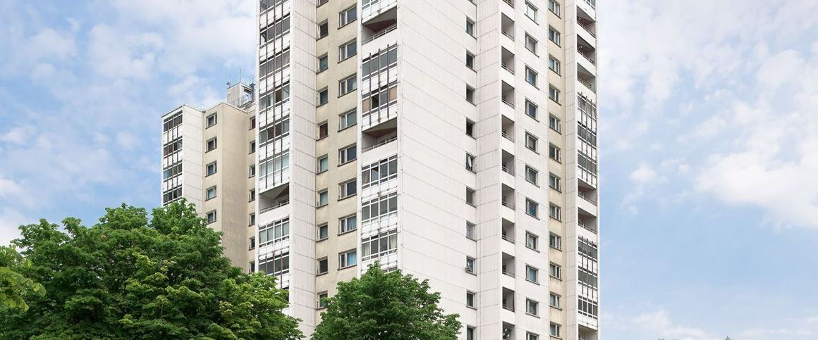 Heimwerker aufgepasst: 2-Zimmer-Wohnung mit Loggia und viel Potenzial sucht Sie! - Photo 1