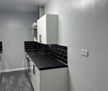 2 bedroom terraced house to rent - Photo 6