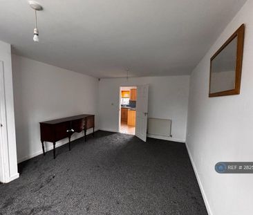 3 bedroom detached house to rent - Photo 2