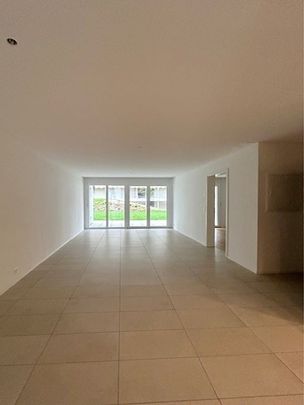 "Moderne grosszügige Familienwohnung" - Photo 1